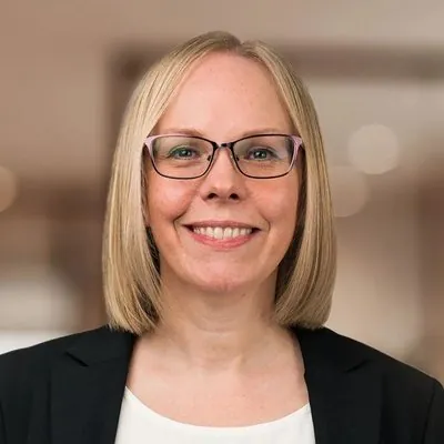 Portrait of Karolina Vikberg, Reg. Real Estate Agent & Franchisee at HusmanHagberg Hässleholm