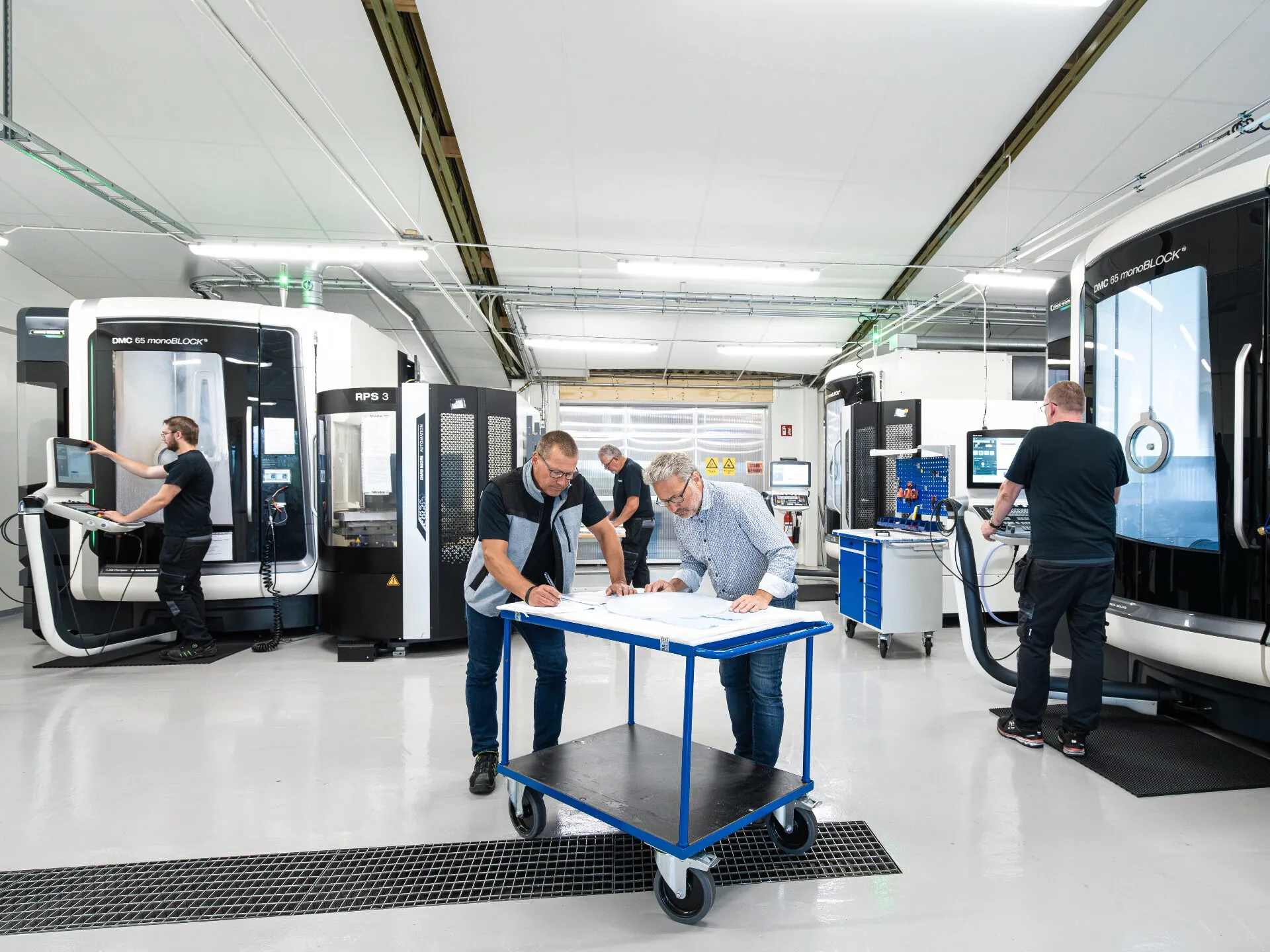 Machine shop at Microbas Precision